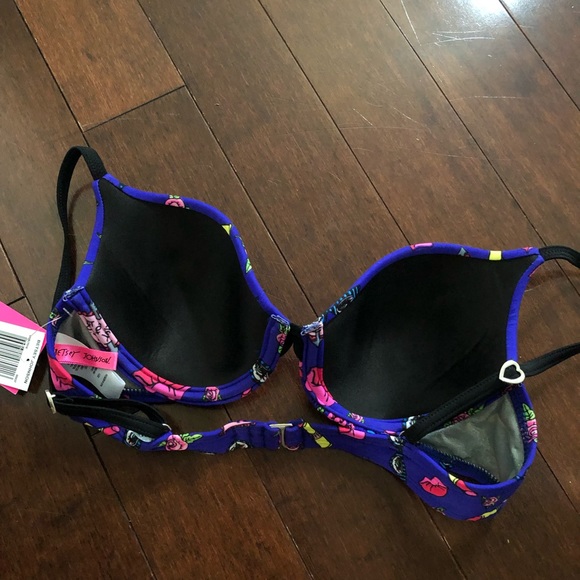 Betsey Johnson 3 piece Bikini - Picture 5 of 8